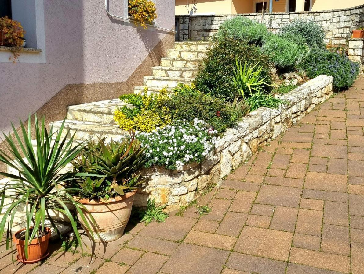 Apartma Katy Apartment Umag Exterior photo