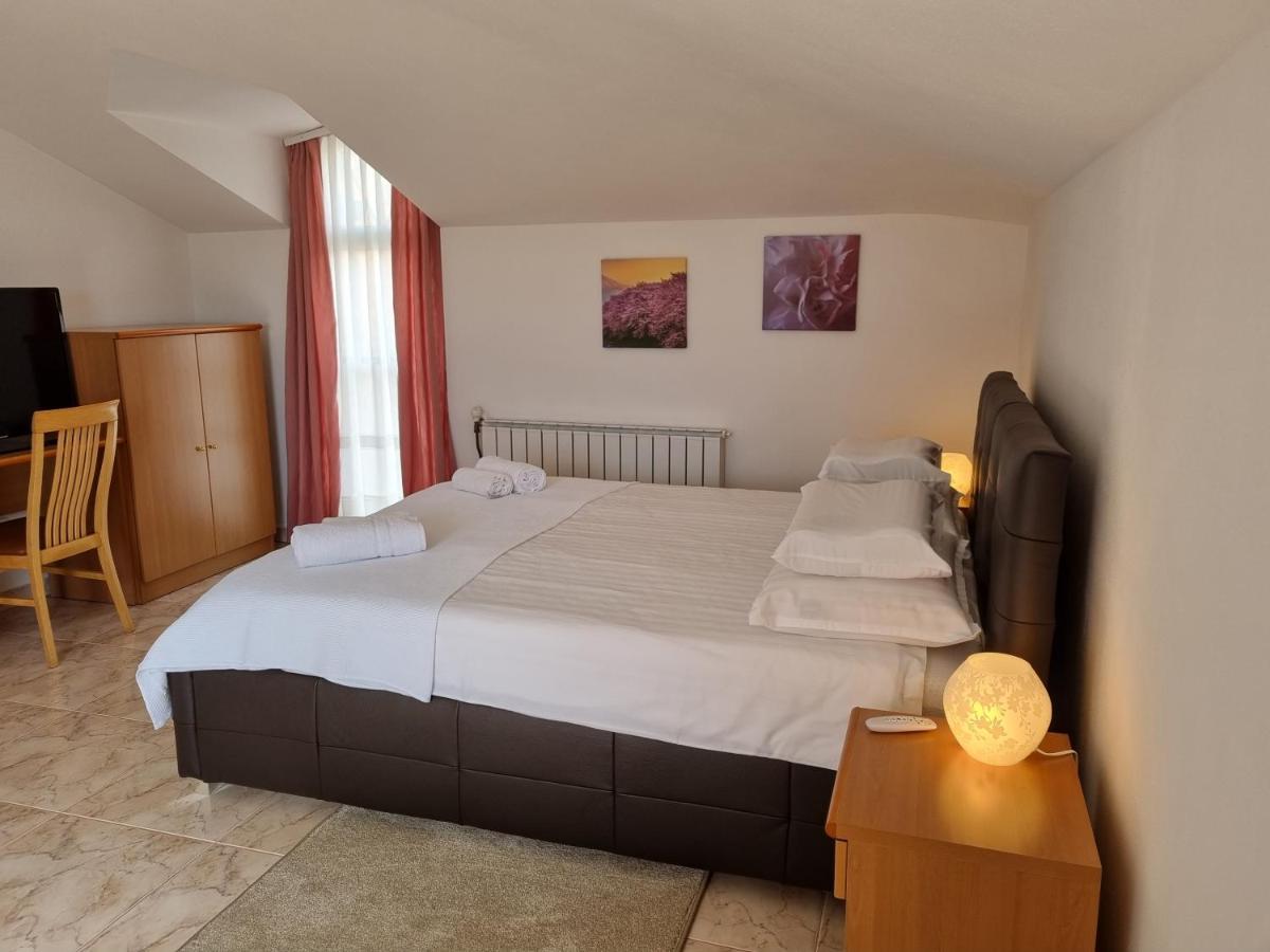 Apartma Katy Apartment Umag Exterior photo